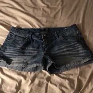 Cute jean Levi shorts size 13...